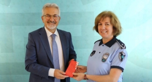 Nilüfer’de fikir üreten personele ödül