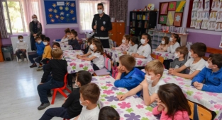 Nilüfer zabıtadan çocuklara çevre eğitimi