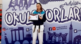 Osmangazili tekvandocudan bronz madalya