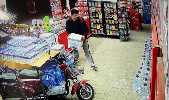 Ramazan kolisini çalan şahıs kamerada