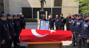 Şehit infaz koruma memuru için adliyede tören düzenlendi