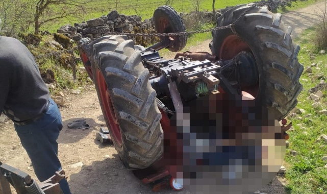 Traktör devrildi: 1 ölü, 1 yaralı