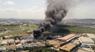 Tuzla'da fabrikada patlama: 3 ölü 9 yaralı