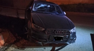 Uyuşturucu tacirleri kaza yapınca yakayı ele verdi