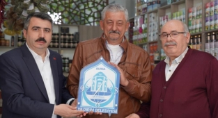 Başkan Yılmaz’dan esnafa bayram ziyareti