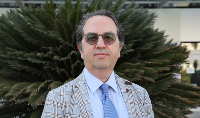 Bilim Kurulu Üyesi Prof. Dr. Şener'den Covid sonrası devam eden şikayet uyarısı