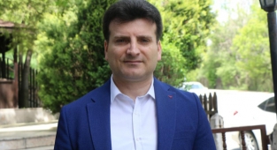 Bilim Kurulu Üyesi Prof. Dr. Yiyit: '10 güne kadar kalan kısıtlamalar kalkacak'