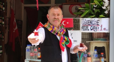 Bu esnaf çayı hala 1 liradan satıyor