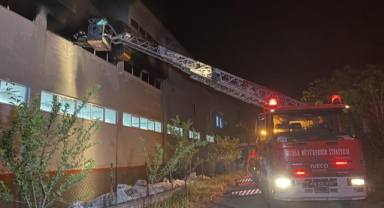 Bursa'da korkutan fabrika yangını