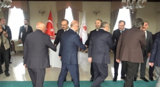 Bursa protokolü bayramlaştı