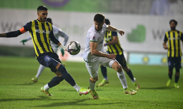 Bursaspor son maçına Menemenspor karşısında çıkıyor