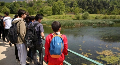 Çocuklar insanın şehre ve doğaya verdiği zararları gördü