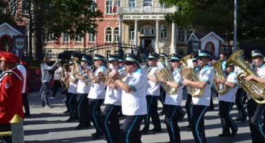 Festivalin yıldızı Bursa bandosu