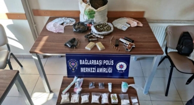 Gece bekçileri zehir tacirlerini yakaladı