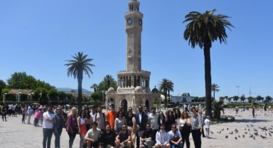 Gemlik İzmir arasında gençlik köprüsü