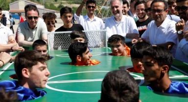 İnegöl’de öğrenciler ‘Kampüsfest’ ile coştu