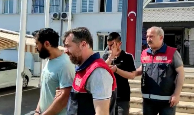 Kasa hırsızları yakayı ele verdi