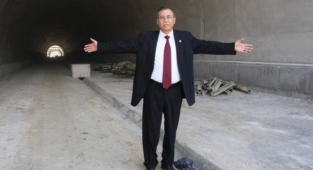 Kemal Demirel hayatını kaybetti