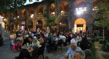 Koza Han’da kahvenin hatırı 40 yılı da aştı