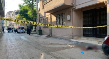 Sokak ortasında bıçaklı kavga: 1 ağır yaralı