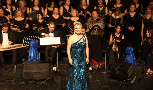Suzidilden Gerdaniye’ye konseri beğeni topladı