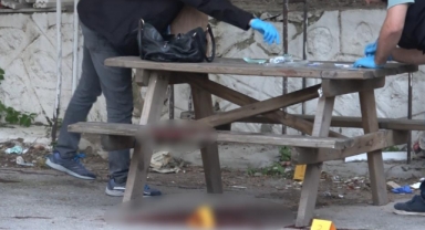 Tartıştığı kadını öldürdü ardından intihar etti