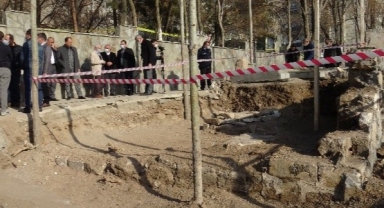 Vahapoğlu: 1. Kılıçarslan’ın mezarı tapu belgesidir