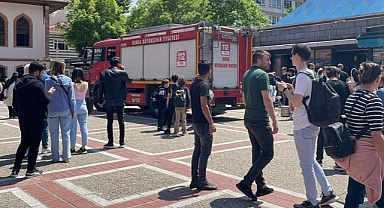 Zafer Plaza'da göz gözü görmedi!