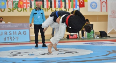 Alpagut Dünya Kupası’nda Yıldırım rüzgarı
