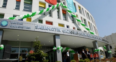 BUÜ Çocuk Onkoloji Hastanesi kapanmıyor
