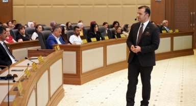 Büyükşehir’de kamu personeline ‘protokol’ eğitimi