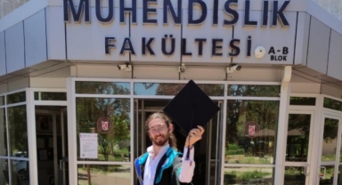 Engelli gencin büyük azmi