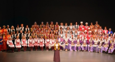 Festivalin son gününde Bursa Kadın Korosu rüzgarı esecek