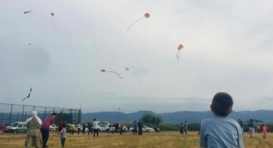 İznik'te 'Uçurtma Şenliği' renkli görüntüler oluşturdu