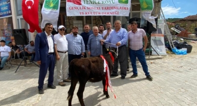 Köy ağaları hayır için kıran kırana yarıştı