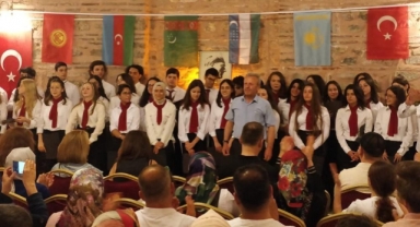 Kültür Akademisi’nde Gençleşen Türküler rüzgarı