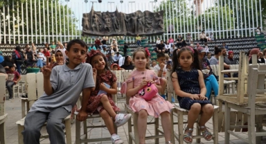 Masal dünyasına renkli yolculuk