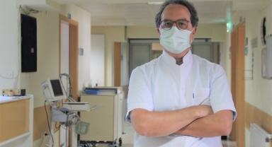 Prof. Dr. Alper Şener: 'Pandemi bitti demek için henüz erken'