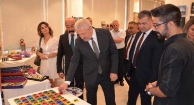 Psikiyatri hastalarından el sanatları sergisi