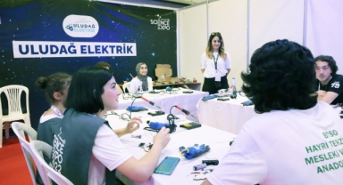 Uludağ Elektrik, bilimseverlerle buluştu