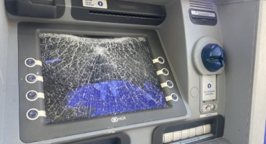 ATM’ye çirkin saldırı