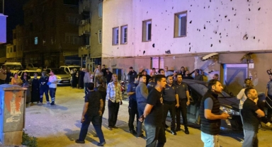 Barakada çıkan yangın mahalleli sokağa döküldü