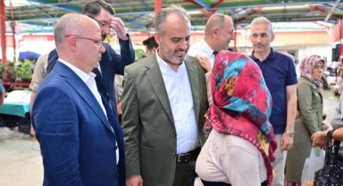 Bayram öncesi vatandaşa Başkan Aktaş morali