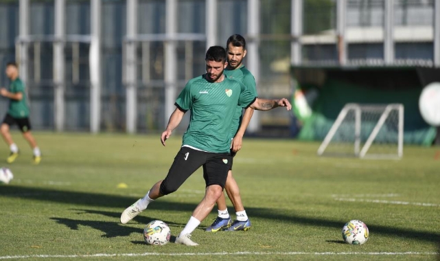 Bursaspor’da ikinci etap çalışmaları başladı