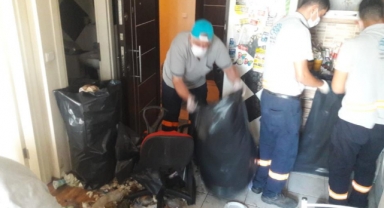 Çöp evde dehşete düşüren görüntüler
