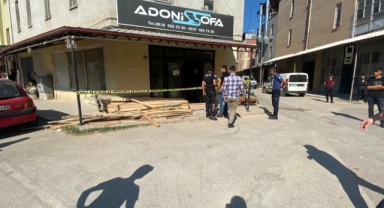 Hasmını sığındığı mobilya atölyesinde öldürdü