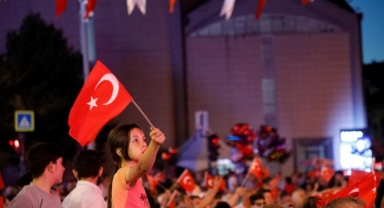 İnegöl 6. kez demokrasi nöbetinde