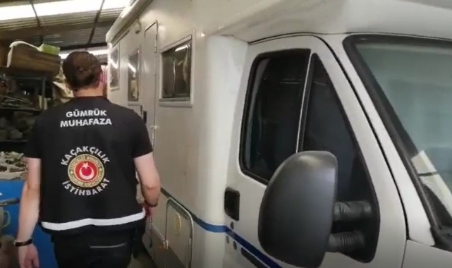 Sahillerde kaçak motokaravan avı