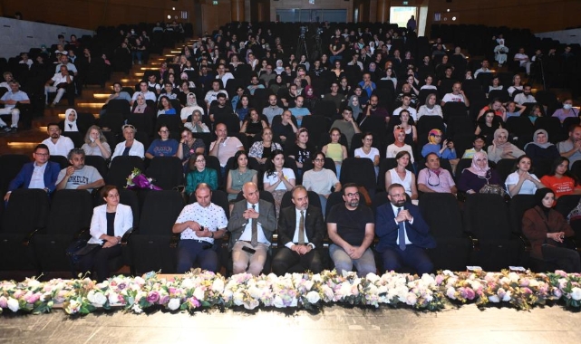 Turan Orkestrası ile Türk dünyası ezgileri