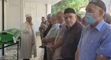Asansör boşluğuna düşen mobilya işçisi öldü